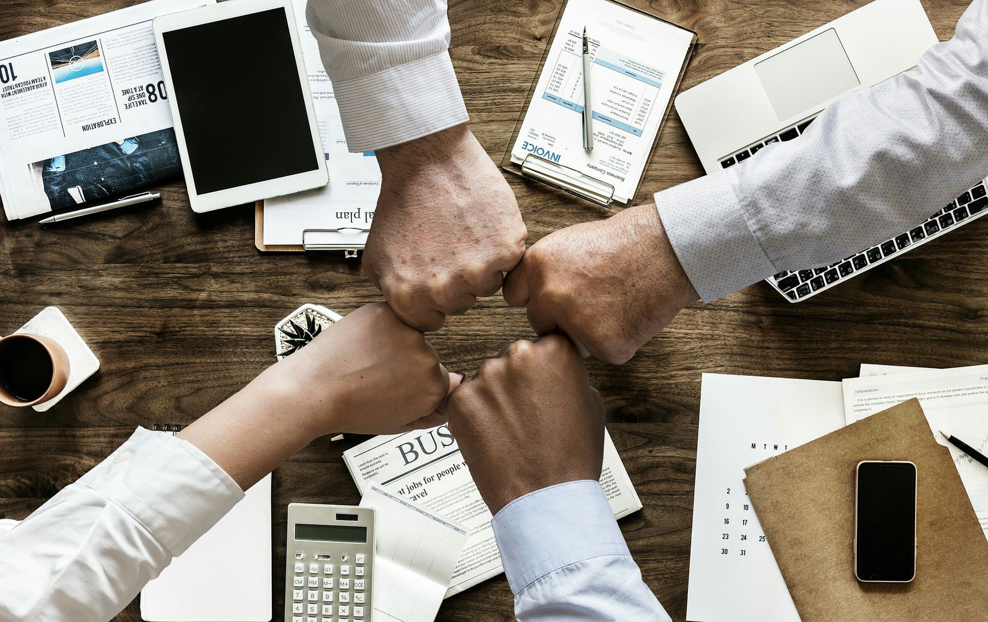 teamwork-g2f623810e_1920